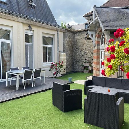 Les Hotes D'Eloise Laon Exterior photo